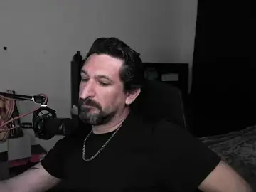 Stripchat Watch Live Sex Cams of DevilPup75_
