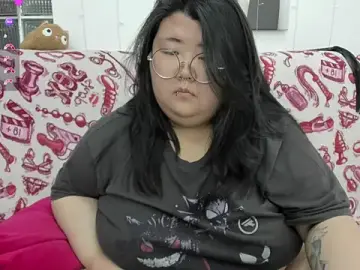 Stripchat Adult Video Chat of Nadine_asian