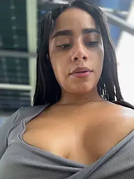 Stripchat Watch Live Sex Cams of Sara-Castillo