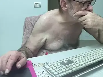 Stripchat Adult Webcams of coach-karl