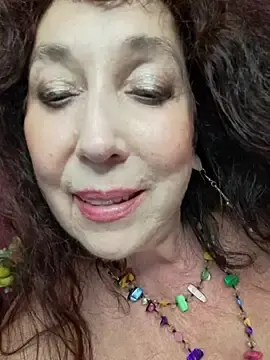 Stripchat Watch Live Sex Cams of GypsyEsmeralda