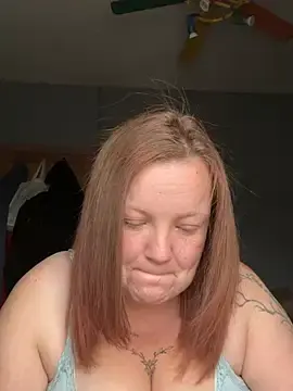 Stripchat Sex Cam of busty-bella1
