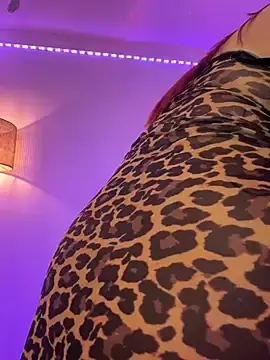 Stripchat Free Porn Cam of vanesaa_blake