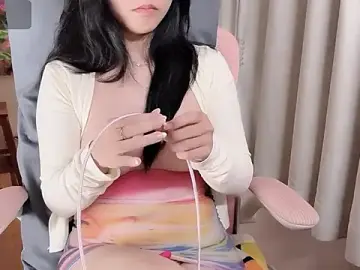 Stripchat Adult Webcam of -rosiie-