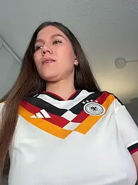 Stripchat Adult Video Chat of AmelieLaurent_