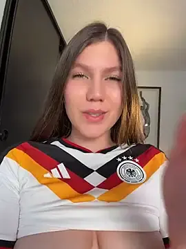 Stripchat Live Porn of AmelieLaurent_