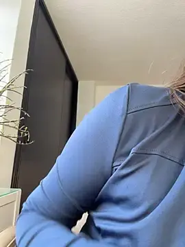 Stripchat Adult Webcam of AmelieLaurent_