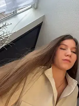 Stripchat Free Porn Cam of AmelieLaurent_