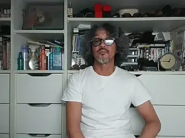 Stripchat Live Sex Cam of MtaS1