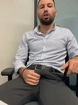 Stripchat Free Porn Cam of speddy34
