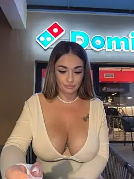 Stripchat Sex Cam of IsabellaEtthan