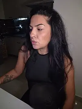 Stripchat Adult Webcam of hot-babygirl
