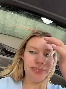 Stripchat Free Porn Cam of justmilaa