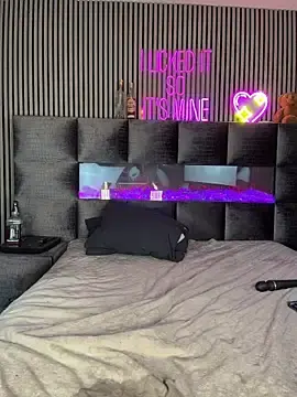 Stripchat Free Live Porn of MilaMaaay