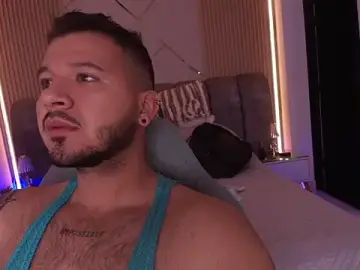Stripchat Adult Webcam of mister_miike