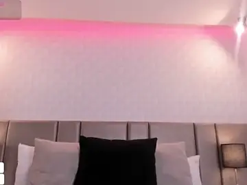 Stripchat Live Sex Cam of Eevee_Taylor