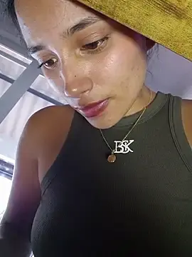 Stripchat Sex Cam of Lorena_Mcfly