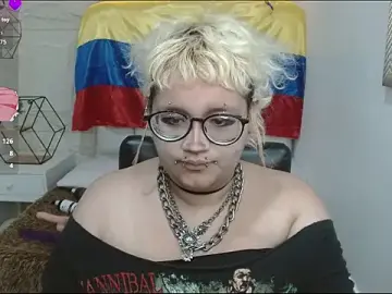 Stripchat Best Webcam of Echypyon_