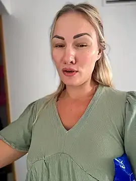 Stripchat Free Porn Cam of NastyMilf_