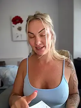 Stripchat Best live sex cam show of NastyMilf_