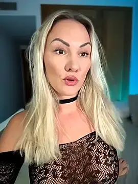 Stripchat Adult Video Chat of NastyMilf_