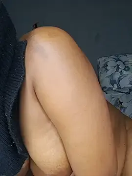 Stripchat Live Sex of Petrossa
