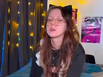 Stripchat Live Sex Cam of ViolettMo0n