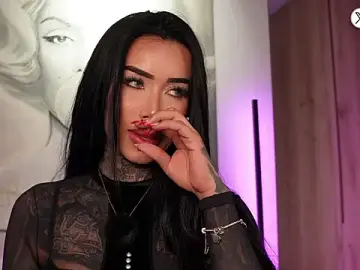 Stripchat Sex Cam of belllbonniie