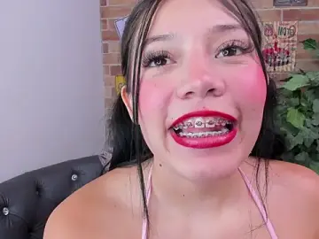 Stripchat Sex Cam of foxy_vera