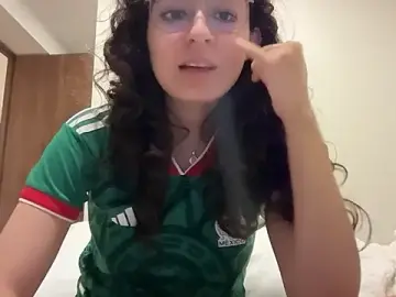 Stripchat Best Webcam of Alicatcua_