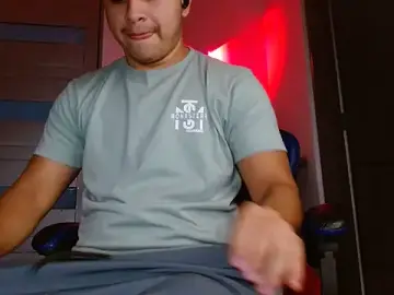 Stripchat Free Live Porn of SexyBoy-Bigclit