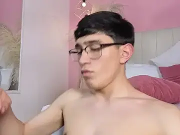 Stripchat Private Sex Chat of ryan_valentino