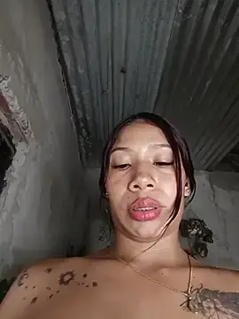 Stripchat Live Sex Cam of Rous-squir
