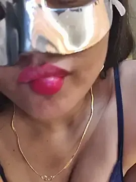 Stripchat Sex Cam of Desi_seductress