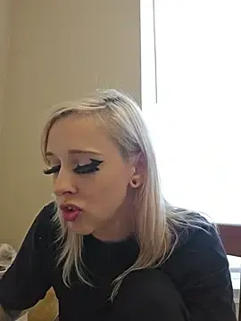 Stripchat Live Sex Cam of AmethystFoxx