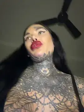 Stripchat Live Sex of darkinkedbabe