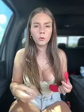 Stripchat Free Live Porn of MaggyMayI