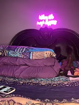 Stripchat Live Porn of RenaThickAss