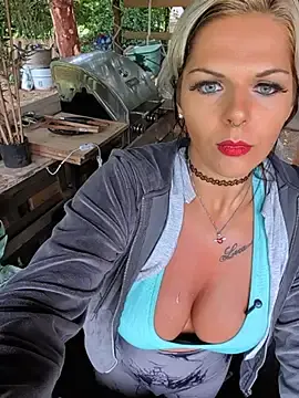 Stripchat Live Porn of Glory_Cat_official