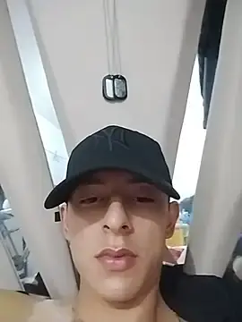 Stripchat Free Porn Cam of HotAndresCo