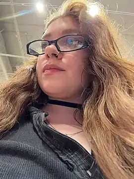 Stripchat Adult Webcam of lucy-joy