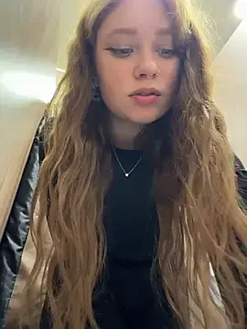 Stripchat Watch Live Sex Cams of lucy-joy