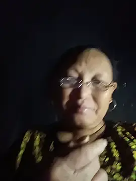 Stripchat Live Sex Cam of Juhi_09