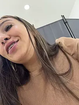 Stripchat Sex Cam of LIZ-06_
