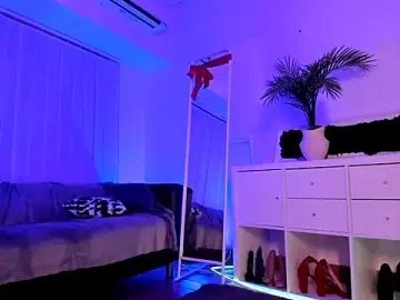 Stripchat Free Live Porn of Miss_Mary_Lori