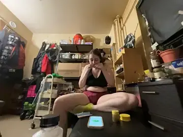 Stripchat Best live sex cam show of Snowbunnycake_131
