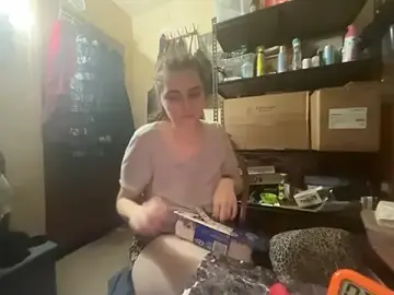 Stripchat Best Webcam of Snowbunnycake_131