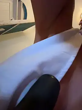 Stripchat Adult Webcam of therealbeverlycious