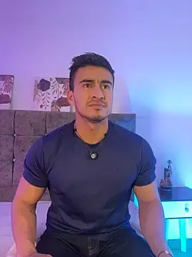 Stripchat Best live sex cam show of Chris_Clarck