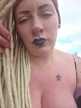 Stripchat Watch Live Sex Cams of PinkTheHawk